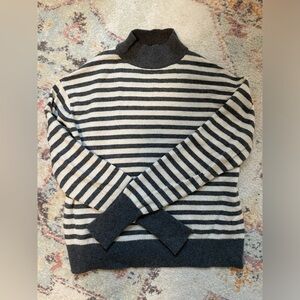 Everlane Cashmere Sweater